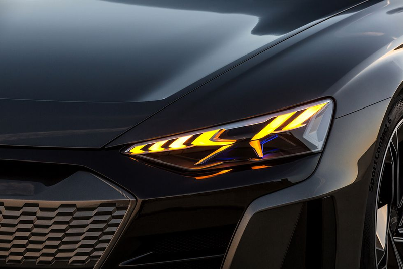 Illustration for article titled The 2020 Audi E-Tron GT Concept Is an Incredibly Handsome 590 HP Electric